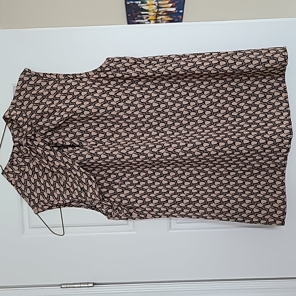 Sleeveless top